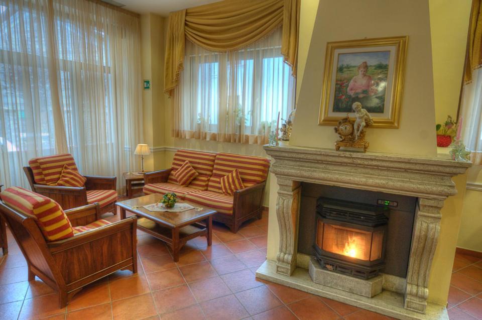 Hotel Garni Posta 페스카세롤리 외부 사진